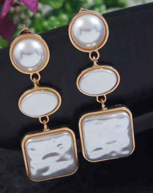 Geometric Shape Pearl Earring